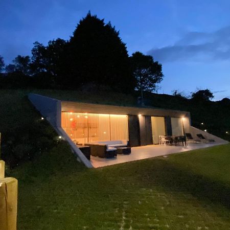 La Casa De Hierba - Casa De Campo De Diseno Con Jardin Y Wifi Cerca De Las Playas De Llanes Eksteriør bilde