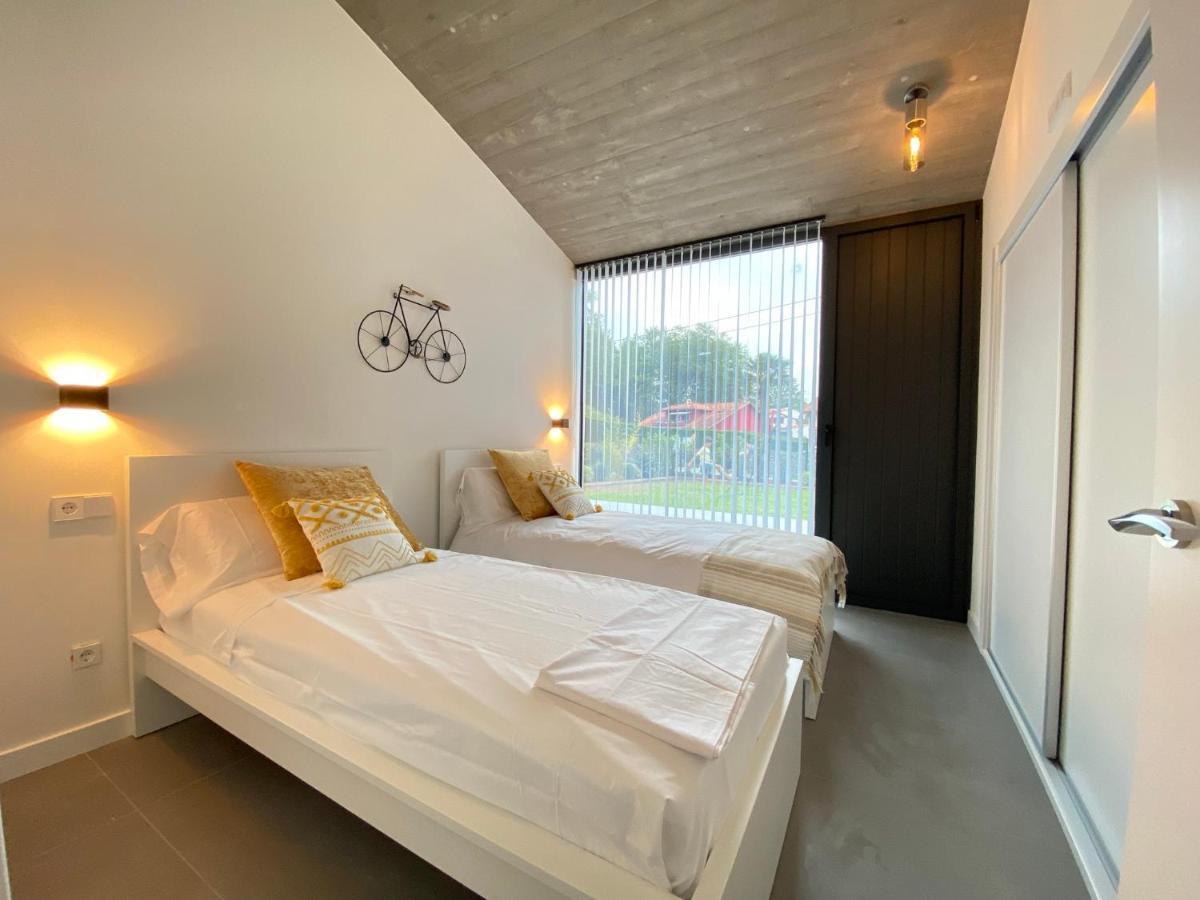 La Casa De Hierba - Casa De Campo De Diseno Con Jardin Y Wifi Cerca De Las Playas De Llanes Eksteriør bilde
